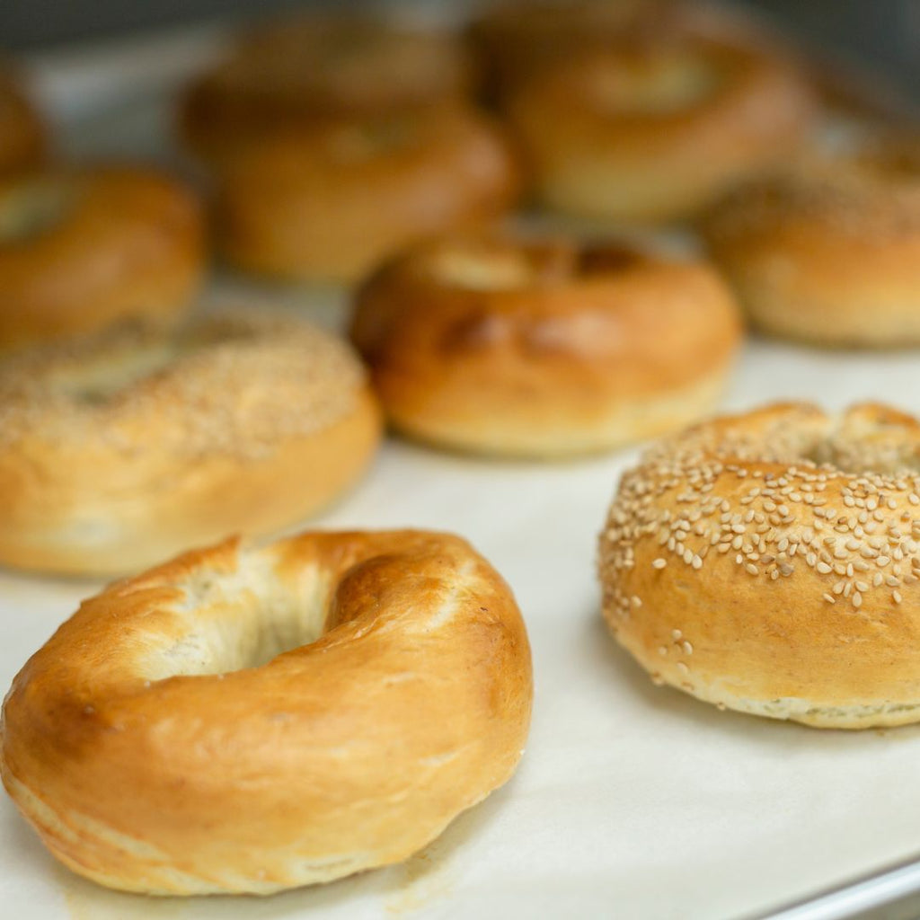 golden brown bagels plain and sesame