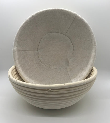 9 inch round proofing basket with cotton liner for sourdough dough